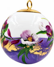 Boule de Noël fleurs réf. 22, fleurs violettes et blanches, dessous violet, vue 1