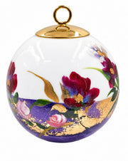 Boule de Noël fleurs réf. 22, fleurs violettes et blanches, dessous violet, vue 4
