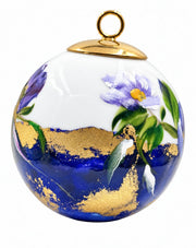 Boule de Noël fleurs réf. 25, fleurs bleues et violettes, dessous bleu violet sombre, vue 2