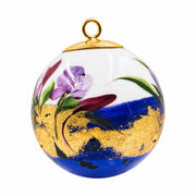 Boule de Noël fleurs en porcelaine 5,5 cm, référence 29, fleurs violettes, dorures et dessous bleu profond, vue 4.