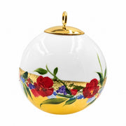Boule de Noël fleurs en porcelaine 5,5 cm, référence 30, fleurs rouges et bleues, dessous jaune, vue 1.
