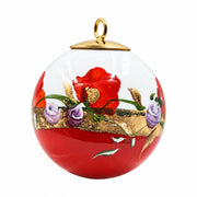 Boule de Noël fleurs en porcelaine 5,5 cm, référence 35, fleurs rouges, dessous rouge orangé, vue 3.