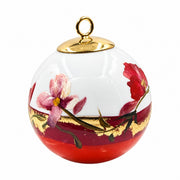Boule de Noël fleurs en porcelaine 5,5 cm, référence 39, fleurs rouges et roses, dessous rouge orangé, vue 3.