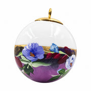 Boule de Noël fleurs en porcelaine 5,5 cm, référence 45, fleurs bleues, dessous mauve et violet, vue 3.
