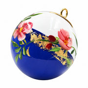 Boule de Noël fleurs en porcelaine 5,5 cm, référence 48, fleurs roses et mauves, dessous bleu profond, vue 6.