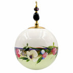 Boule de Noël avec perles 8 cm – Bouquet multicolore sur vert pâle – Réf. 05, vue 3 — pièce unique peinte à la main