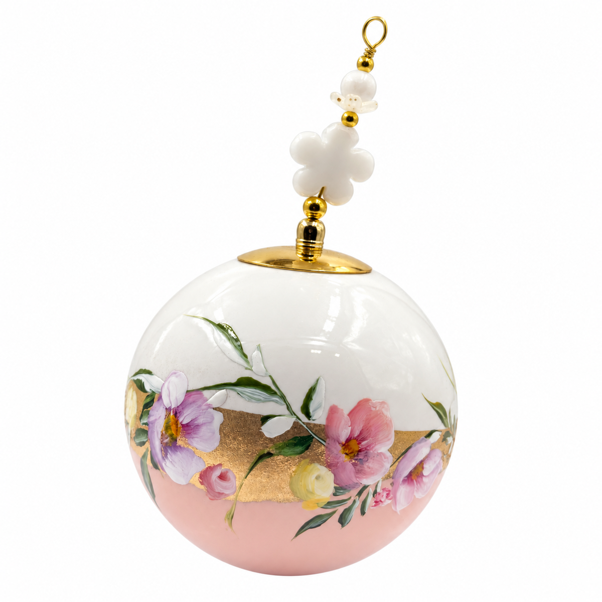 Boule de Noël avec perles 8 cm – Fleurs mauves sur rose poudré – Réf. 12, vue 3 — pièce unique peinte à la main