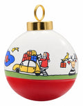 Le Rêve du Père Noël — Boule de Noël en porcelaine peinte à la main — dessous rouge, porcelaine peinte à la main