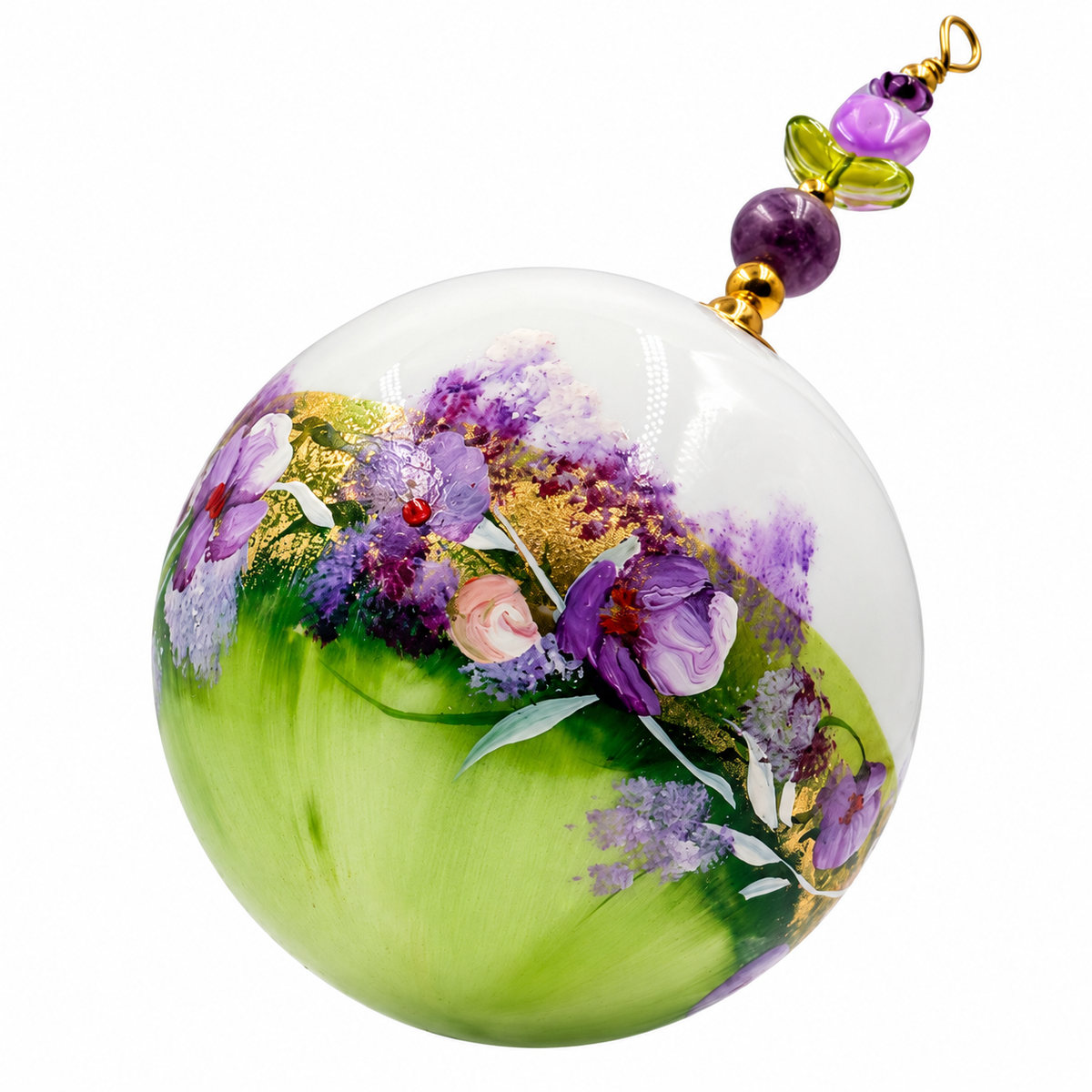 Boule de Noël artisanale personnalisable 6,5 cm, référence 18, vue 5 — Fleurs mauves sur vert tendre
