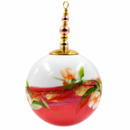 Boule de Noël artisanale personnalisable 6,5 cm, référence 20, vue 4 — Fleurs blanches sur rose