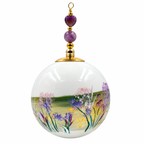 Boule de Noël artisanale personnalisable 6,5 cm, référence 22, vue 4 — Fleurs mauves et tiges dorées