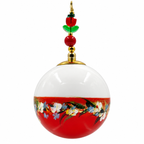 Boule de Noël artisanale personnalisable 6,5 cm, référence 26, vue 3 — Frise de petites fleurs sur rouge