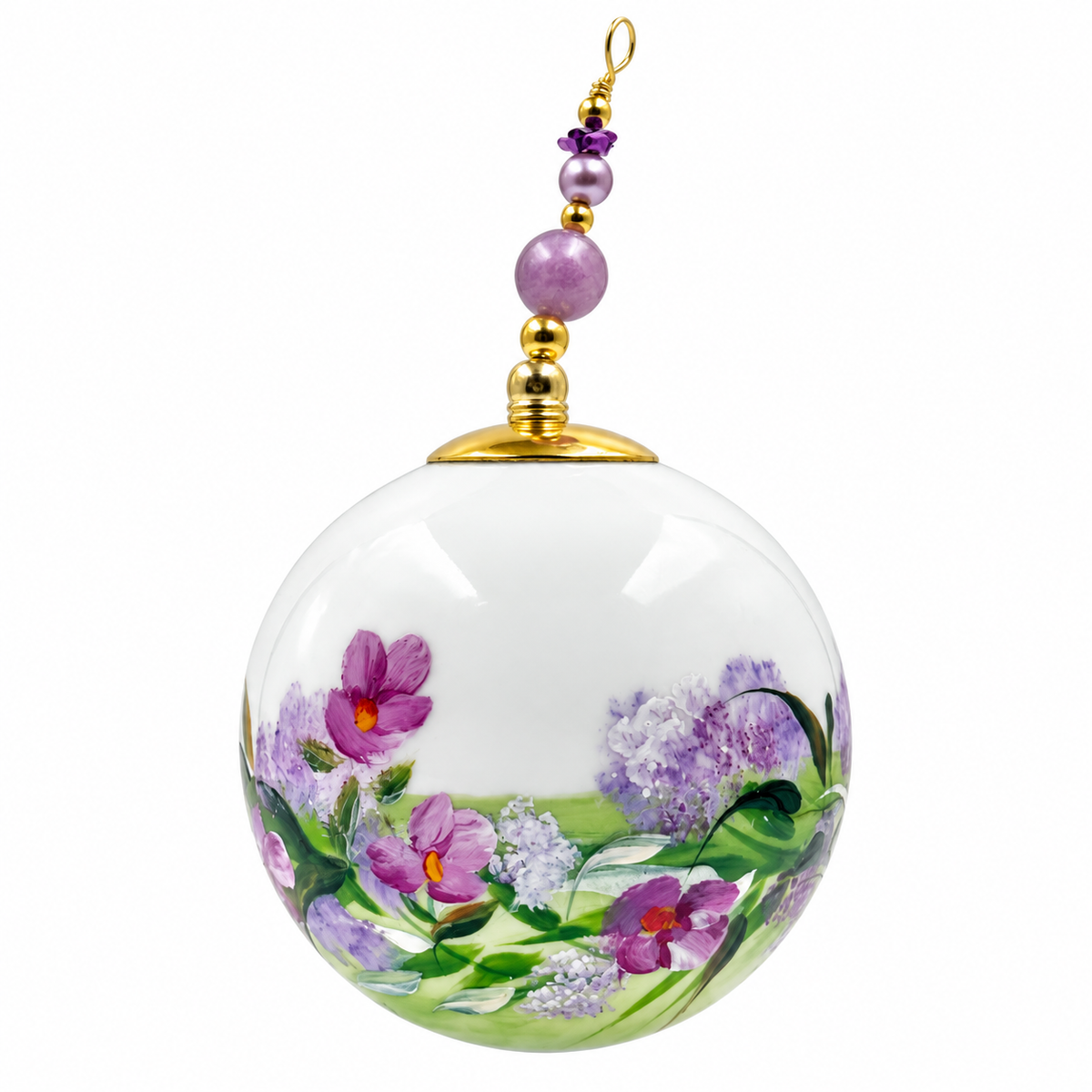 Boule de Noël artisanale personnalisable 6,5 cm, référence 28, vue 4 — Fleurs mauves et feuillage sur blanc