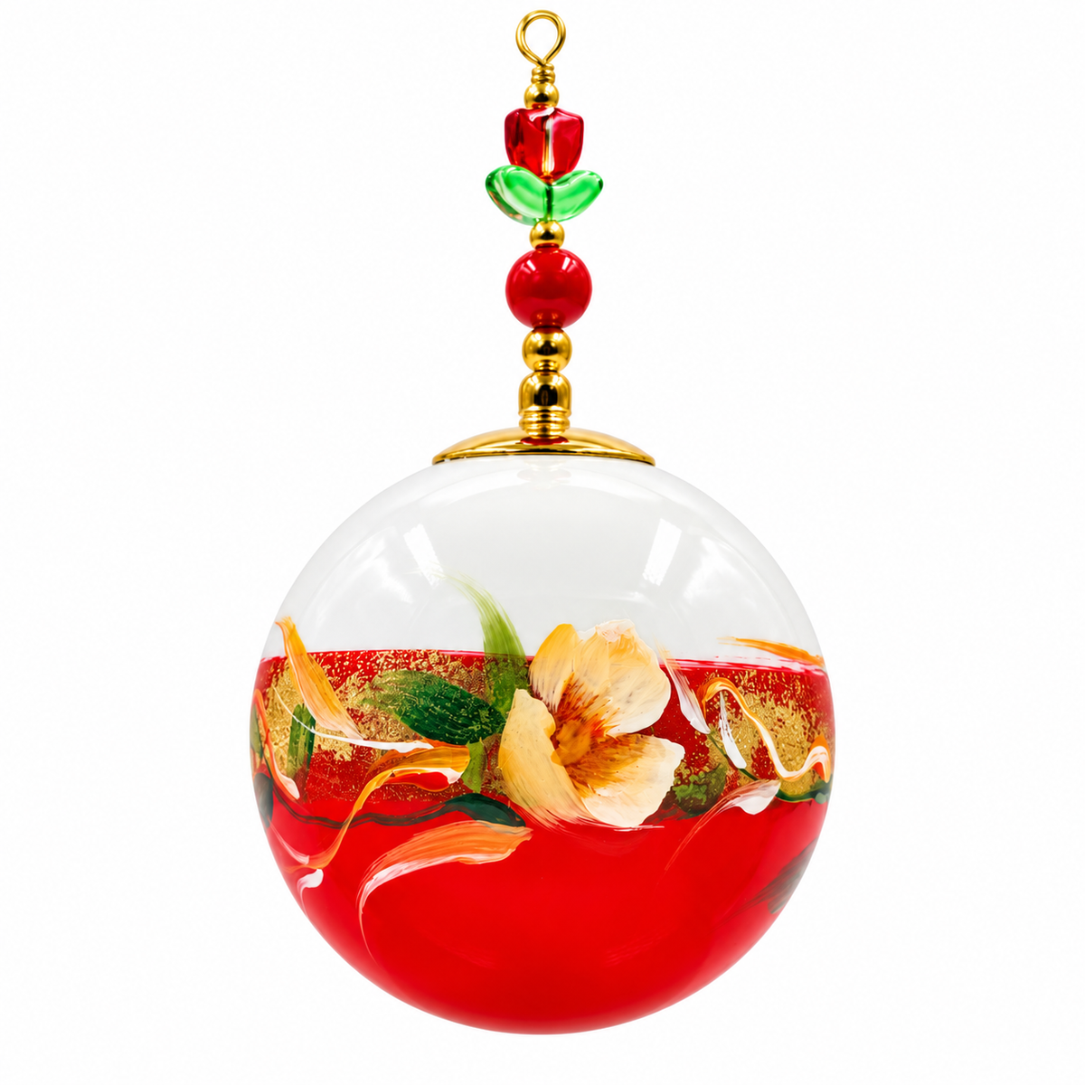 Boule de Noël artisanale personnalisable 6,5 cm – Réf. 29 – Fleurs crème et frise dorée sur rouge – Vue 1